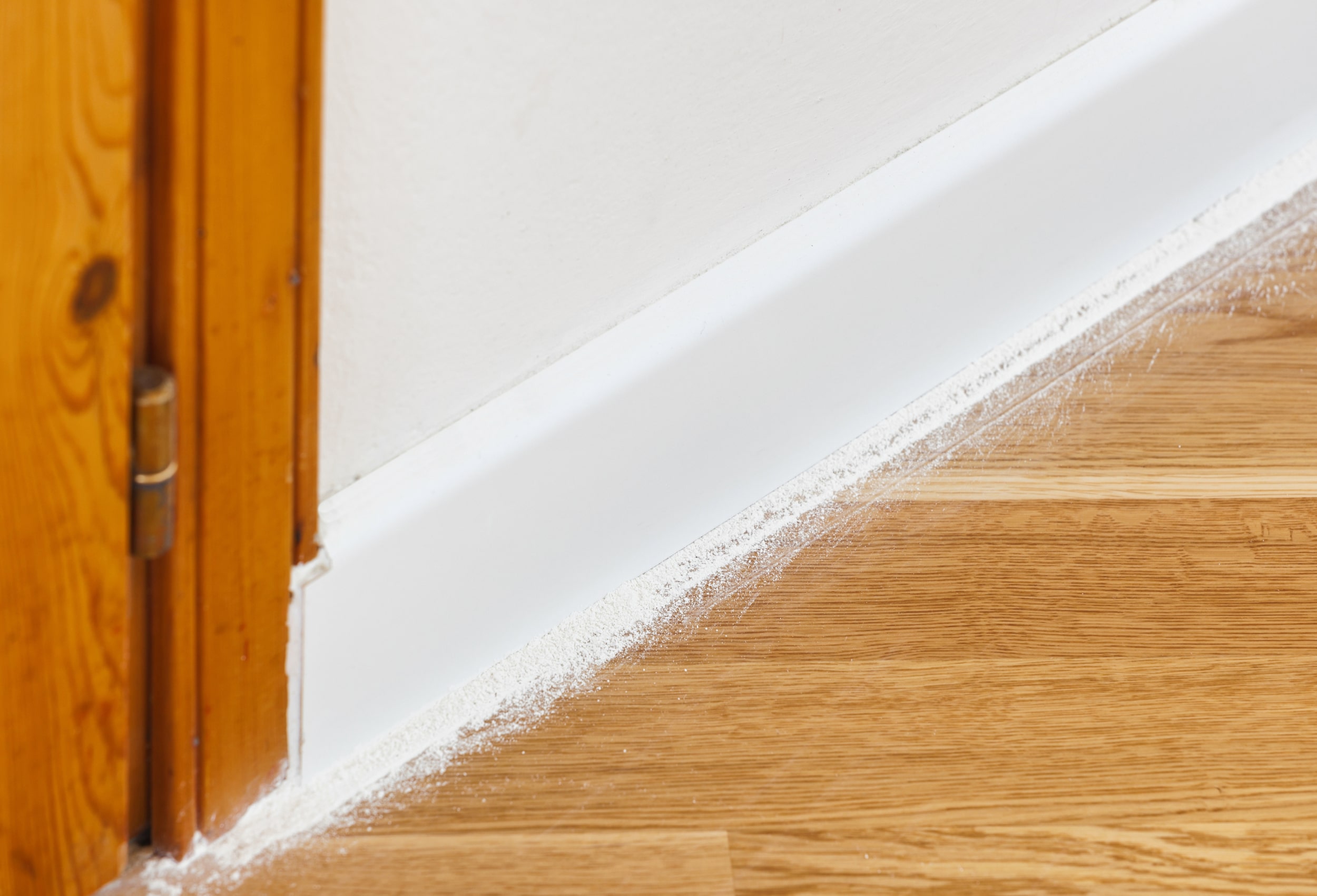 Baking soda along baseboard to kill ants
